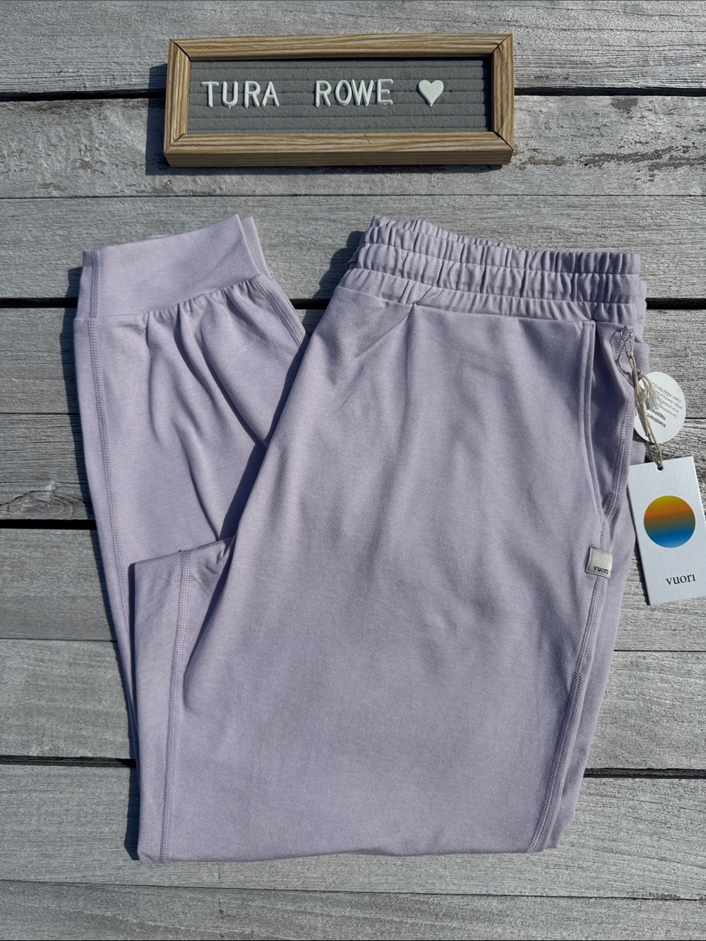 Vuori Performance Jogger Lilac Breeze Heather Size Large NWT Women’s Pants